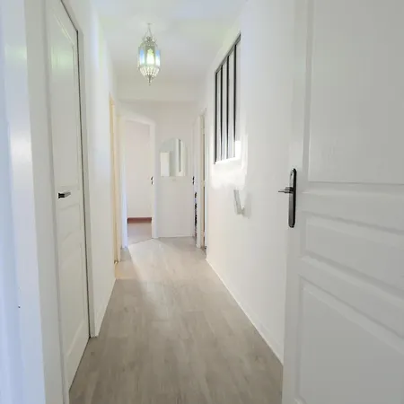 בית אירוח Les Jardins Du Bil Toki ארבון